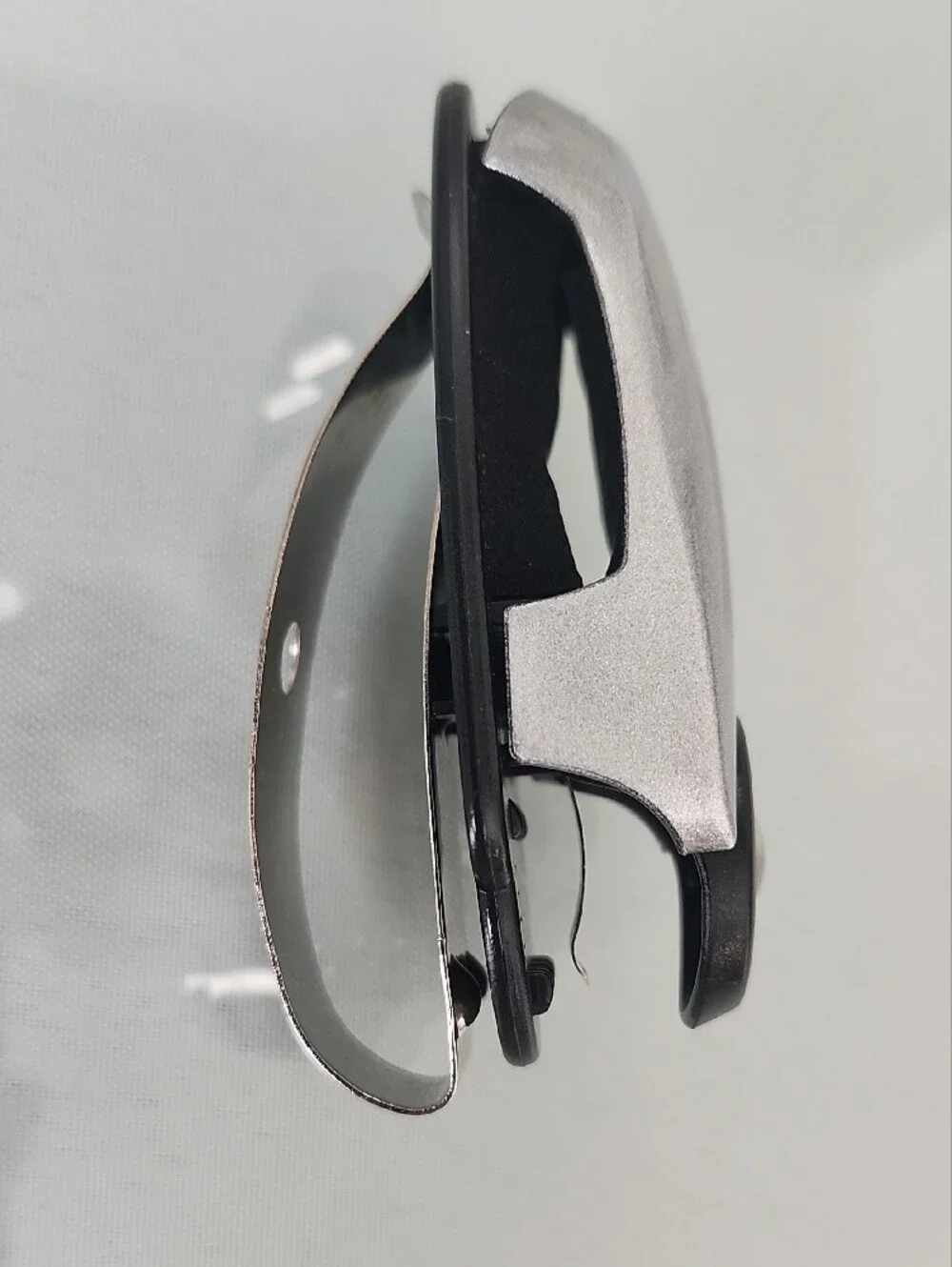 Sun Visor Glasses Clip W Push Button Closure Storage Organization NEW Wo Tag